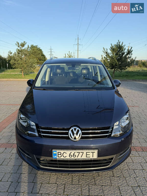 Мінівен Volkswagen Sharan 2015 в Львові