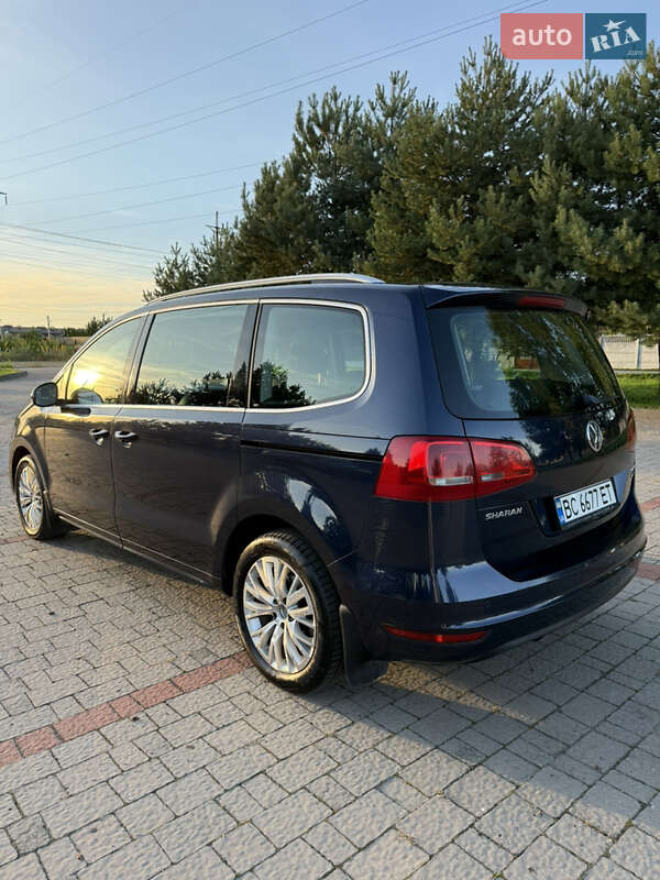 Мінівен Volkswagen Sharan 2015 в Львові