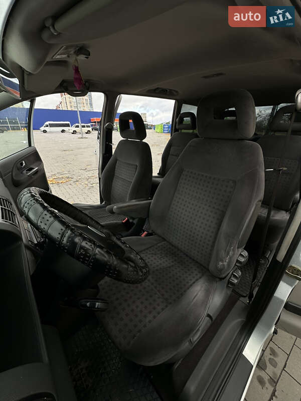 Минивэн Volkswagen Sharan 2003 в Умани