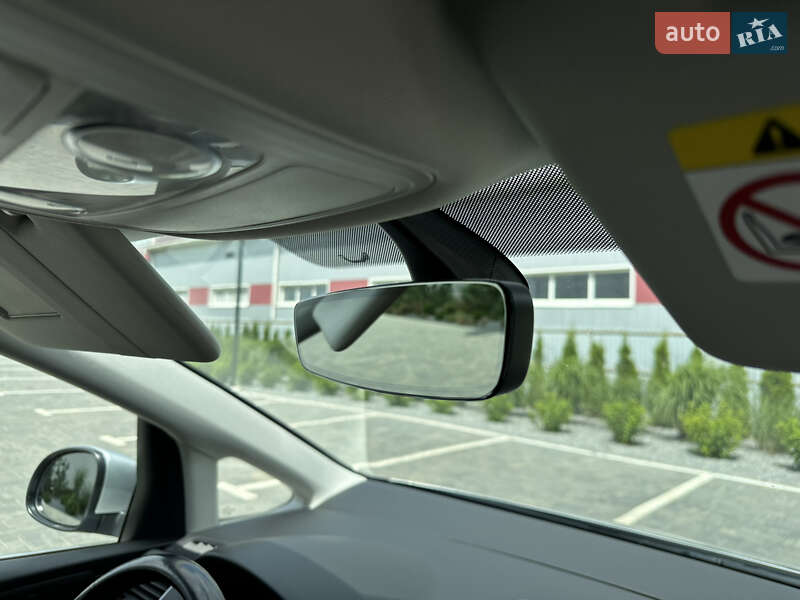 Минивэн Volkswagen Sharan 2017 в Луцке