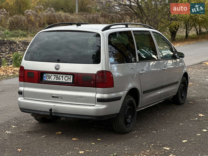 Мінівен Volkswagen Sharan 2001 в Рівному