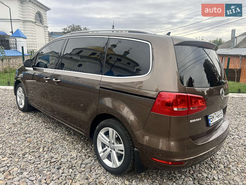 Минивэн Volkswagen Sharan 2012 в Ромнах