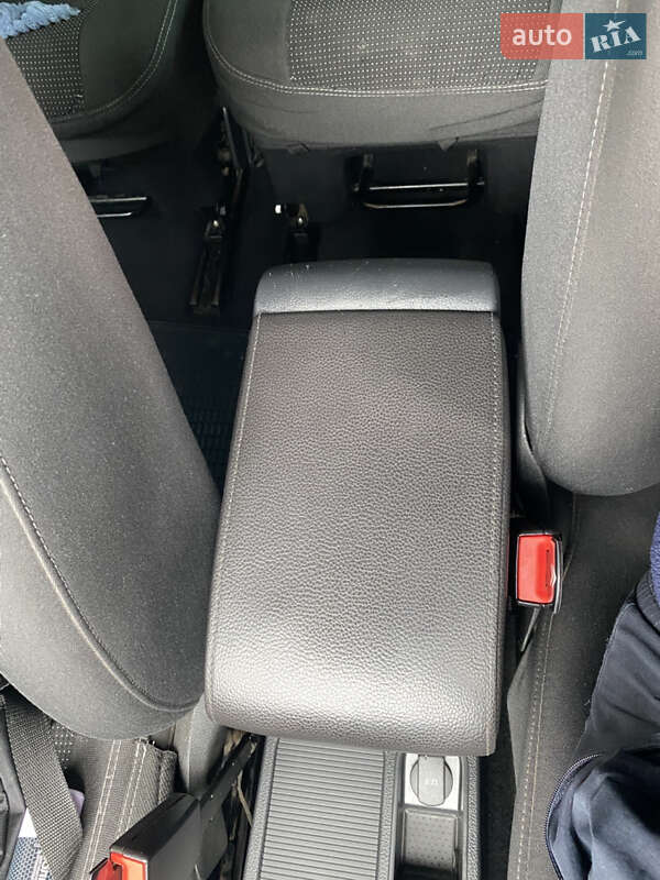 Минивэн Volkswagen Sharan 2011 в Доброславе фото 19 Минивэн Volkswagen Sharan 2011 в Доброславе