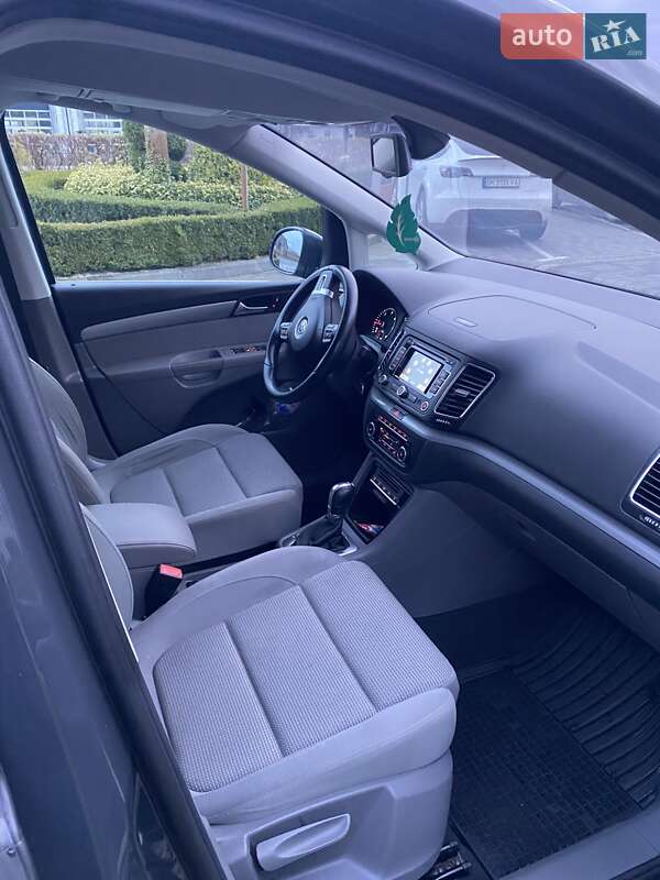 Минивэн Volkswagen Sharan 2011 в Сарнах фото 18 Минивэн Volkswagen Sharan 2011 в Сарнах