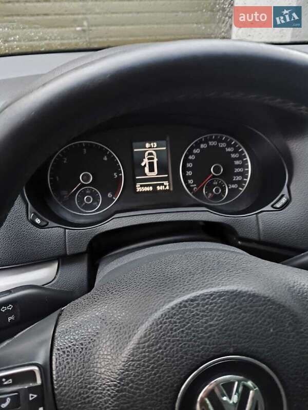 Минивэн Volkswagen Sharan 2012 в Виноградове