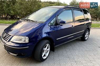 Минивэн Volkswagen Sharan 2008 в Новояворовске