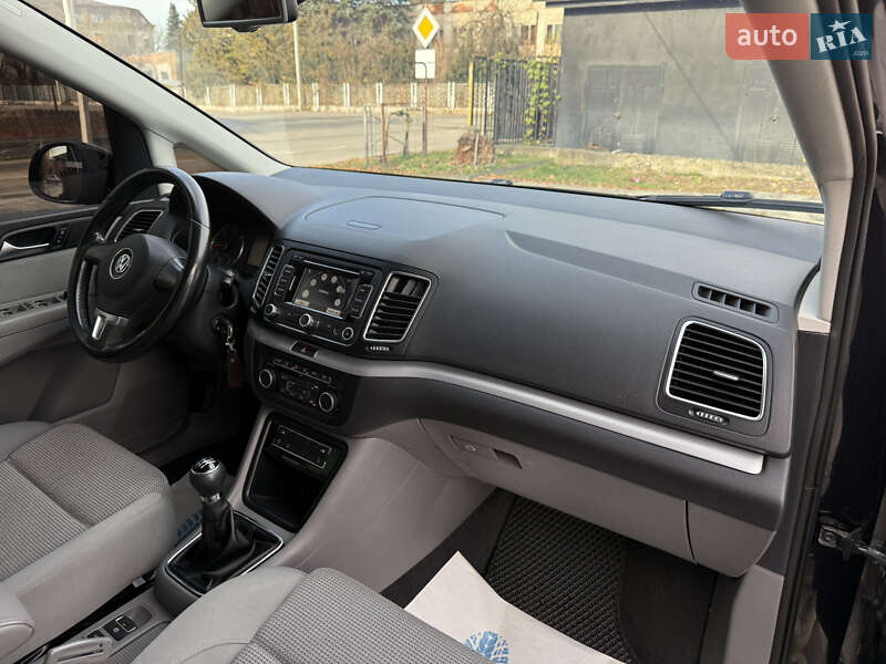 Минивэн Volkswagen Sharan 2010 в Тячеве фото 34 Минивэн Volkswagen Sharan 2010 в Тячеве