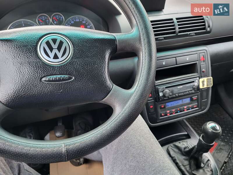 Мінівен Volkswagen Sharan 2004 в Хмельницькому