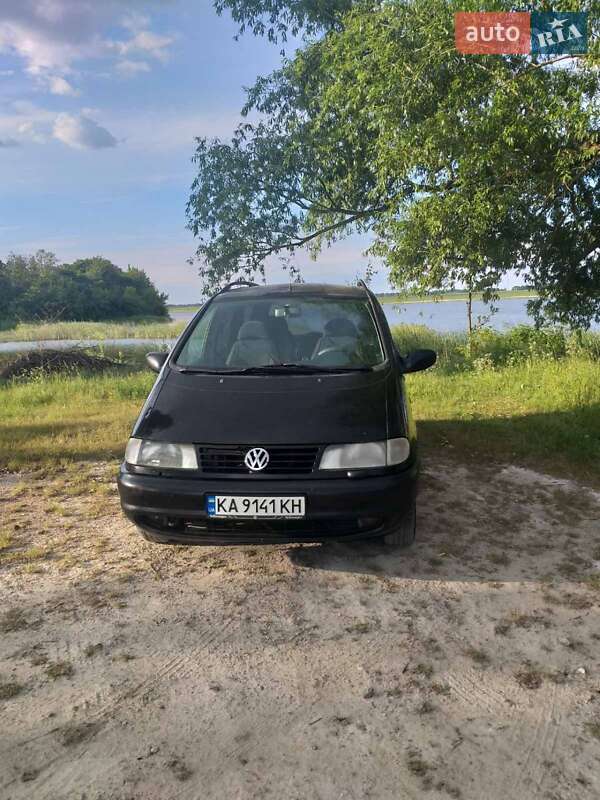 Мінівен Volkswagen Sharan 1996 в Калинівці фото Мінівен Volkswagen Sharan 1996 в Калинівці