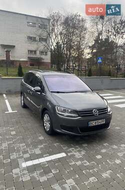 Минивэн Volkswagen Sharan 2012 в Новояворовске