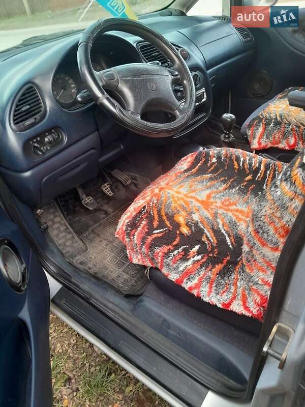 Минивэн Volkswagen Sharan 1996 в Чорткове