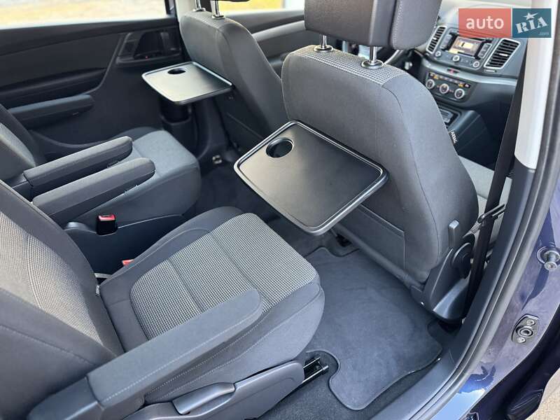 Минивэн Volkswagen Sharan 2015 в Сарнах