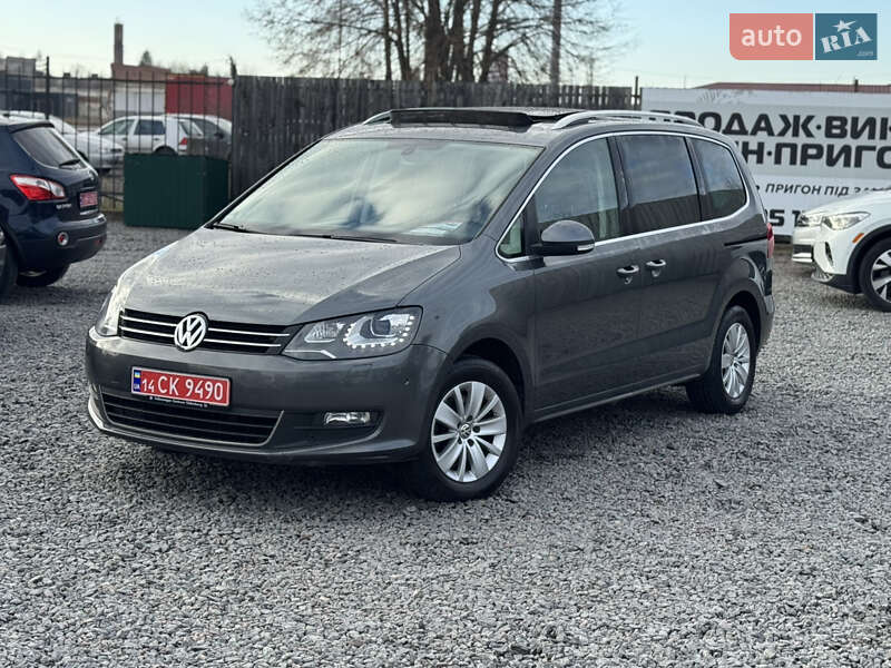 Минивэн Volkswagen Sharan 2015 в Сарнах