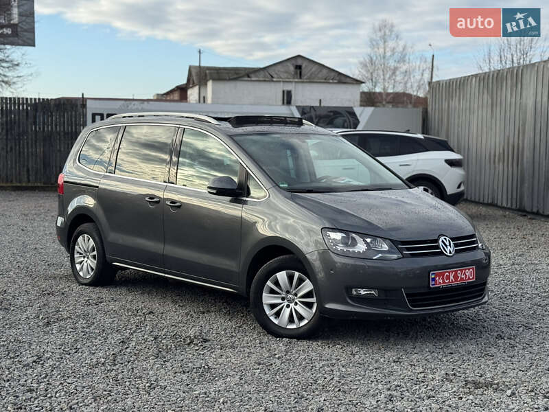 Минивэн Volkswagen Sharan 2015 в Сарнах