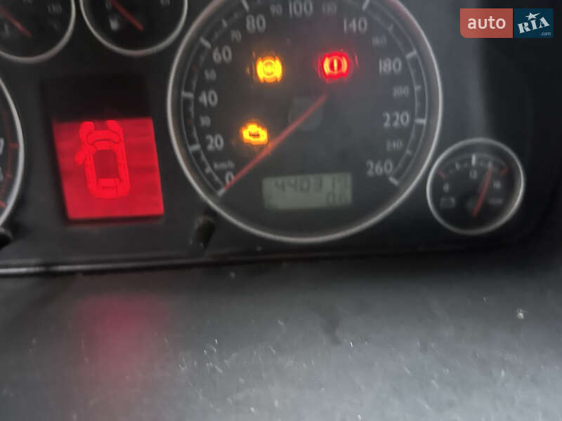 Мінівен Volkswagen Sharan 2001 в Києві