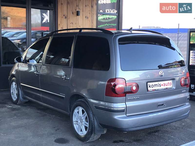 Мінівен Volkswagen Sharan 2009 в Вінниці