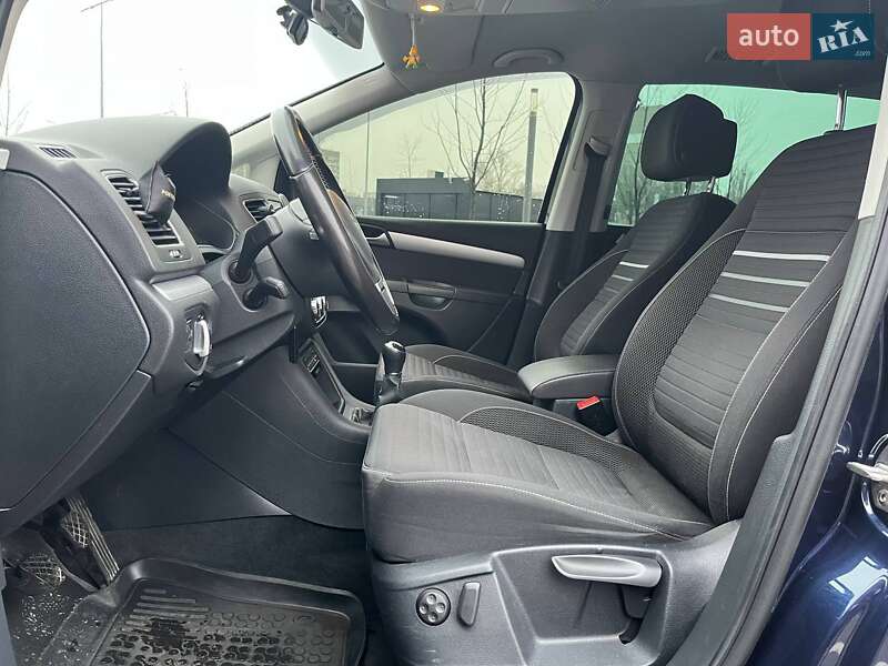 Минивэн Volkswagen Sharan 2014 в Киеве фото 8 Минивэн Volkswagen Sharan 2014 в Киеве