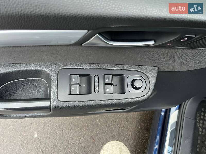 Минивэн Volkswagen Sharan 2014 в Киеве фото 13 Минивэн Volkswagen Sharan 2014 в Киеве