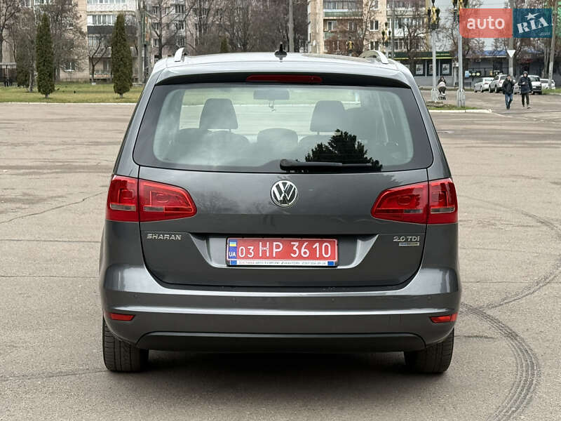 Минивэн Volkswagen Sharan 2012 в Ровно