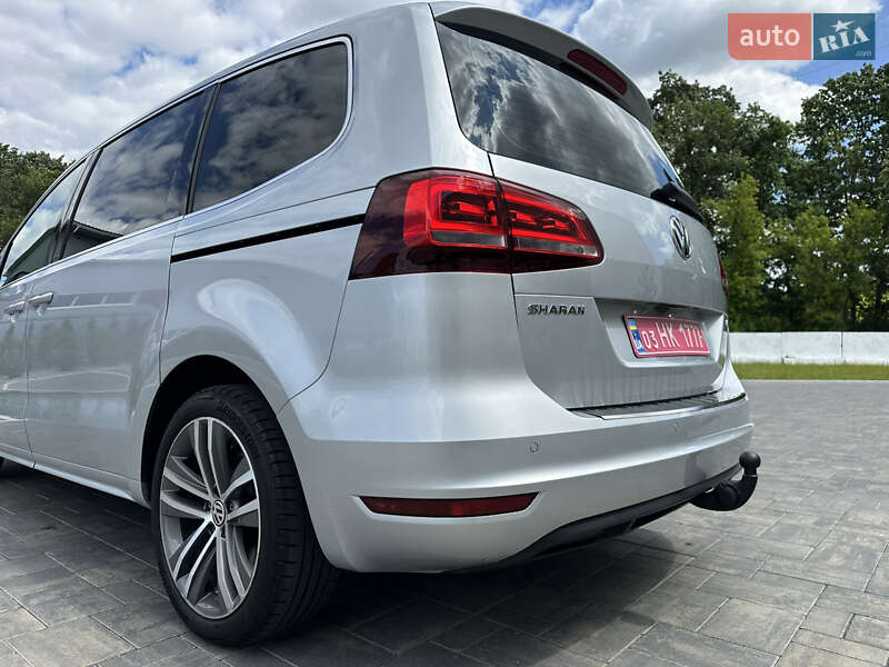 Минивэн Volkswagen Sharan 2017 в Луцке