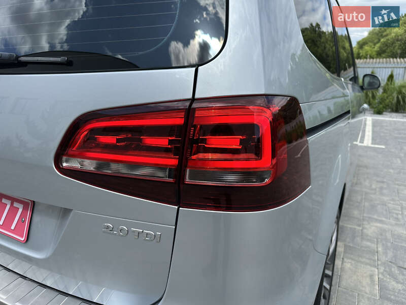 Минивэн Volkswagen Sharan 2017 в Луцке