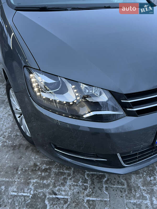 Минивэн Volkswagen Sharan 2020 в Черновцах