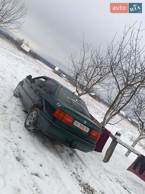 Минивэн Volkswagen Sharan 1995 в Сторожинце