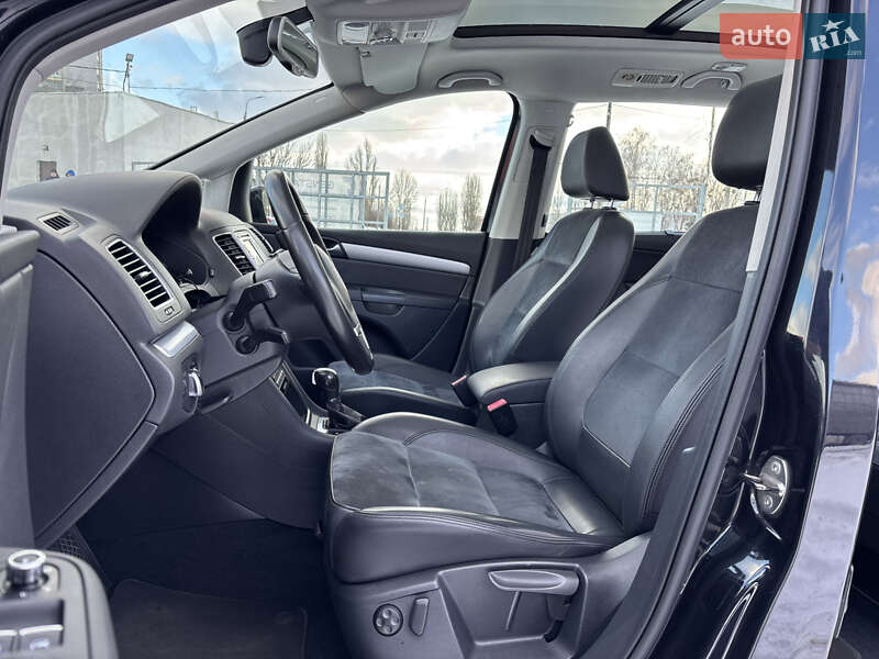 Минивэн Volkswagen Sharan 2011 в Черкассах