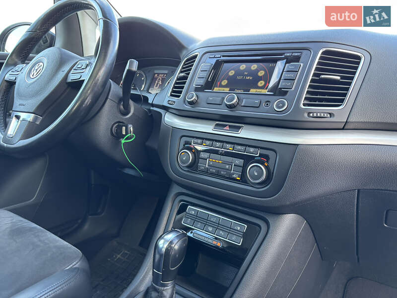 Минивэн Volkswagen Sharan 2011 в Черкассах