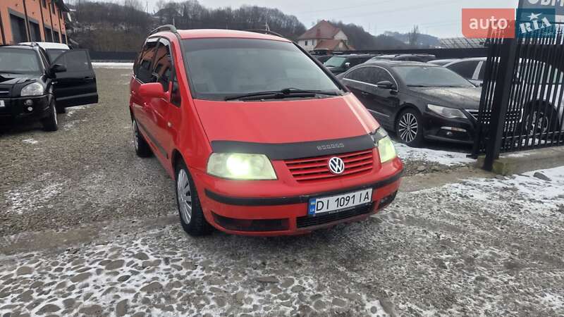 Мінівен Volkswagen Sharan 2001 в Тячеві