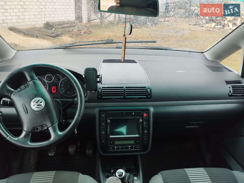 Минивэн Volkswagen Sharan 2008 в Камне-Каширском фото 8 Минивэн Volkswagen Sharan 2008 в Камне-Каширском