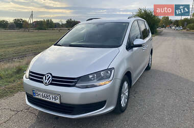 Минивэн Volkswagen Sharan 2011 в Доброславе