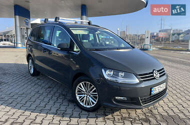 Мінівен Volkswagen Sharan 2015 в Хмельницькому