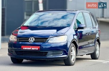 Мінівен Volkswagen Sharan 2015 в Києві