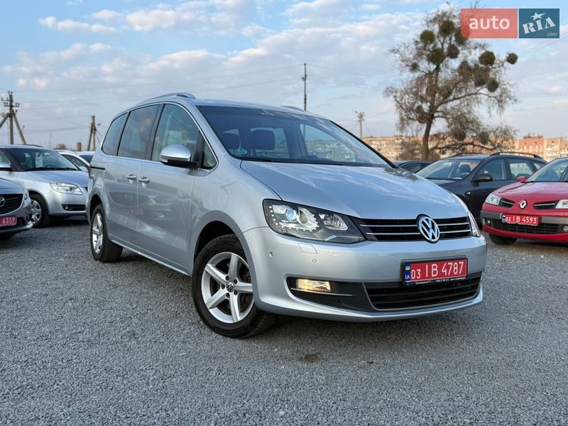 Минивэн Volkswagen Sharan 2014 в Ровно