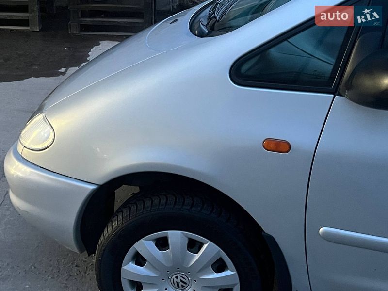 Минивэн Volkswagen Sharan 1997 в Жовкве