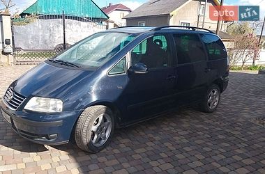 Минивэн Volkswagen Sharan 2010 в Калуше