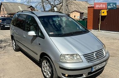 Минивэн Volkswagen Sharan 2005 в Виннице