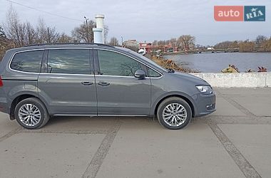 Минивэн Volkswagen Sharan 2012 в Староконстантинове