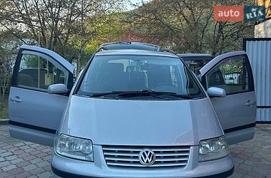 Мінівен Volkswagen Sharan 2001 в Кутах