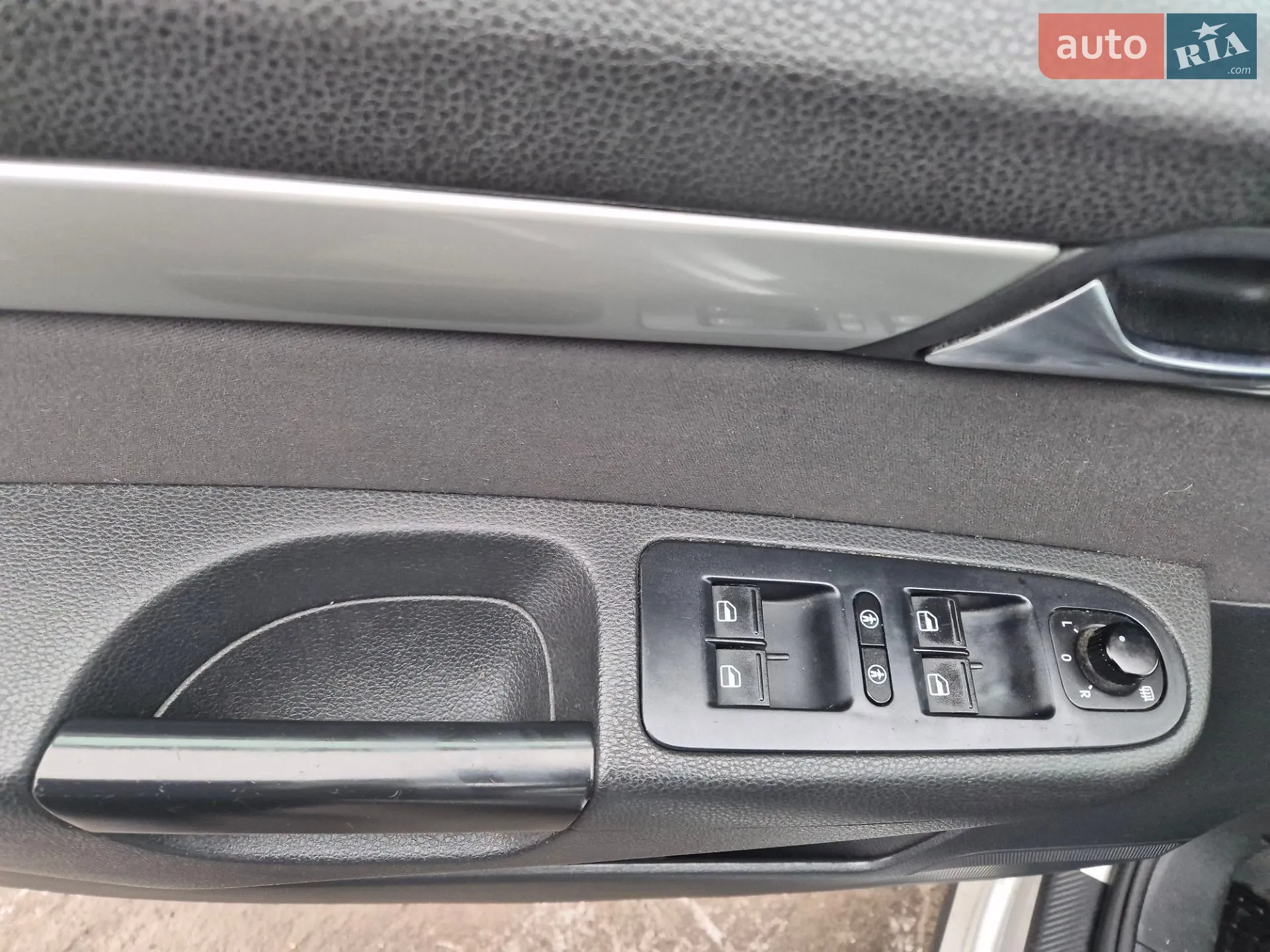 2012 Volkswagen Sharan - мініатюра 26