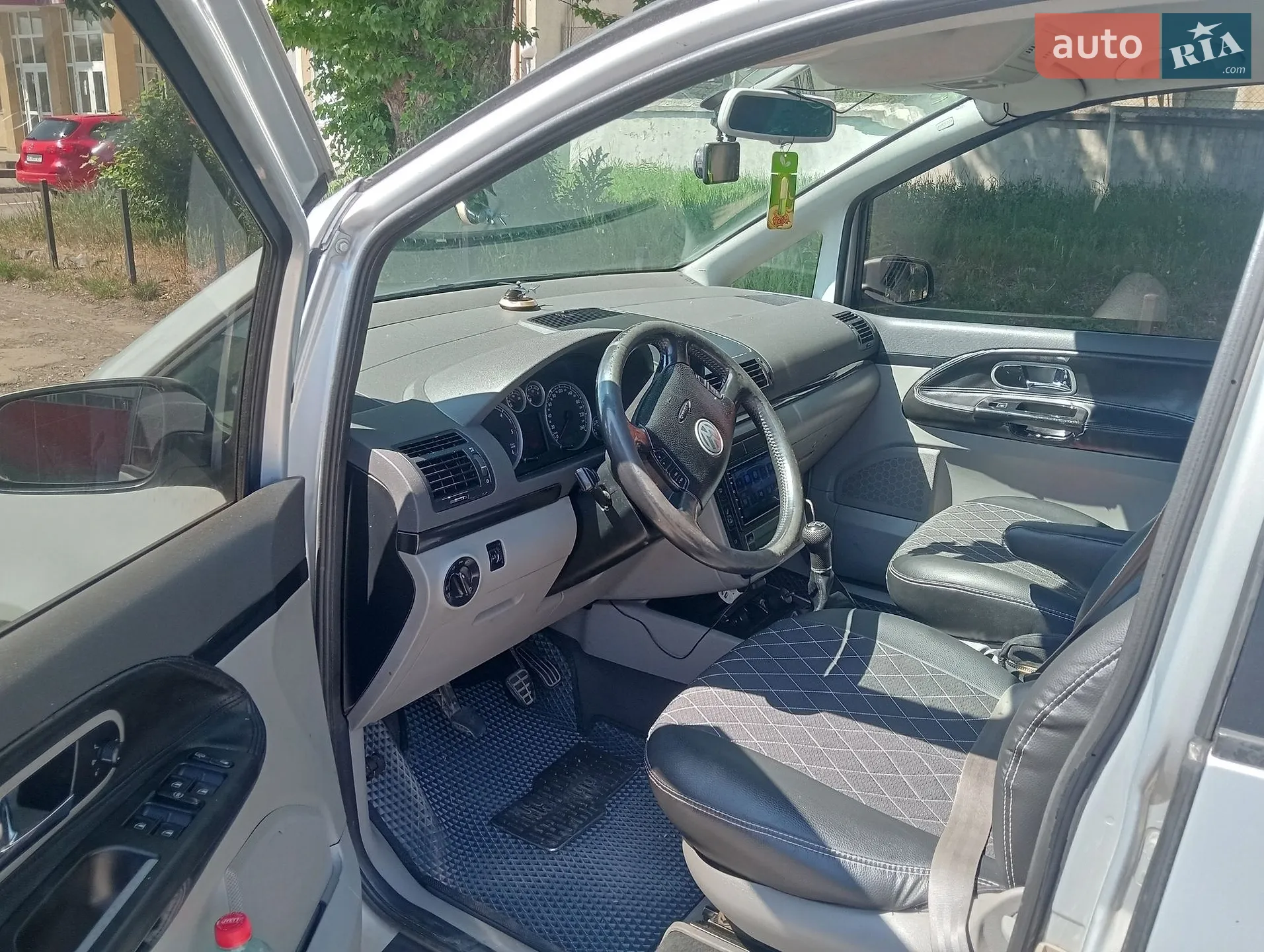 Volkswagen Sharan 2003 VIN WVWZZZ7MZ4V010620 фото оголошення 18 з 30