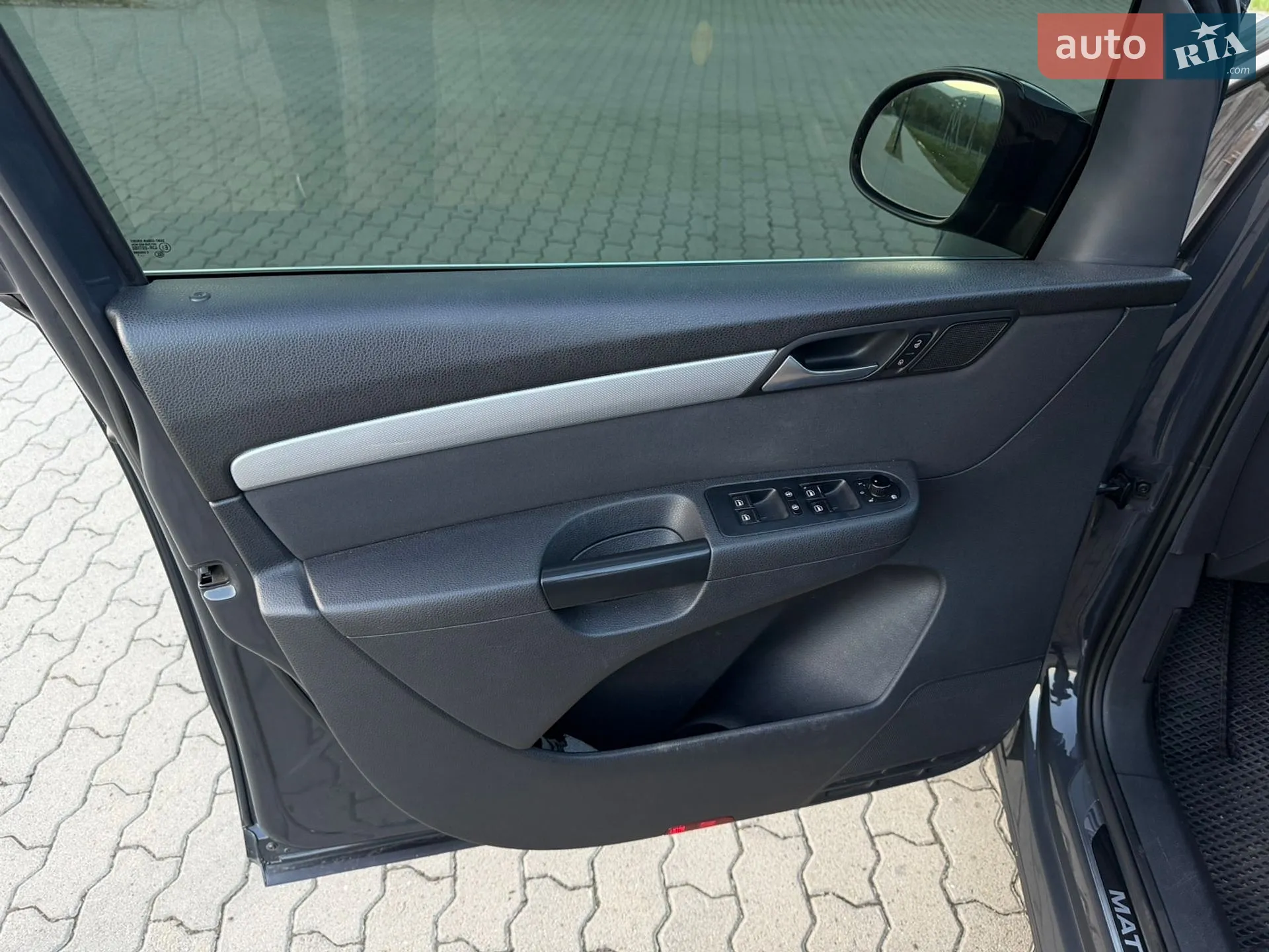 2012 Volkswagen Sharan - мініатюра 24