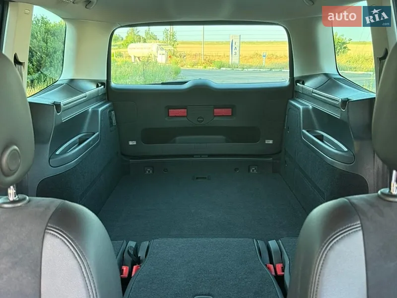 Volkswagen Sharan 2015 VIN WVWZZZ7NZGV227307 фото оголошення 25 з 100