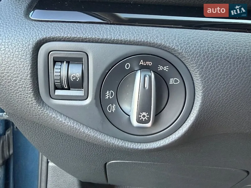 Volkswagen Sharan 2015 VIN WVWZZZ7NZGV227307 фото оголошення 50 з 100