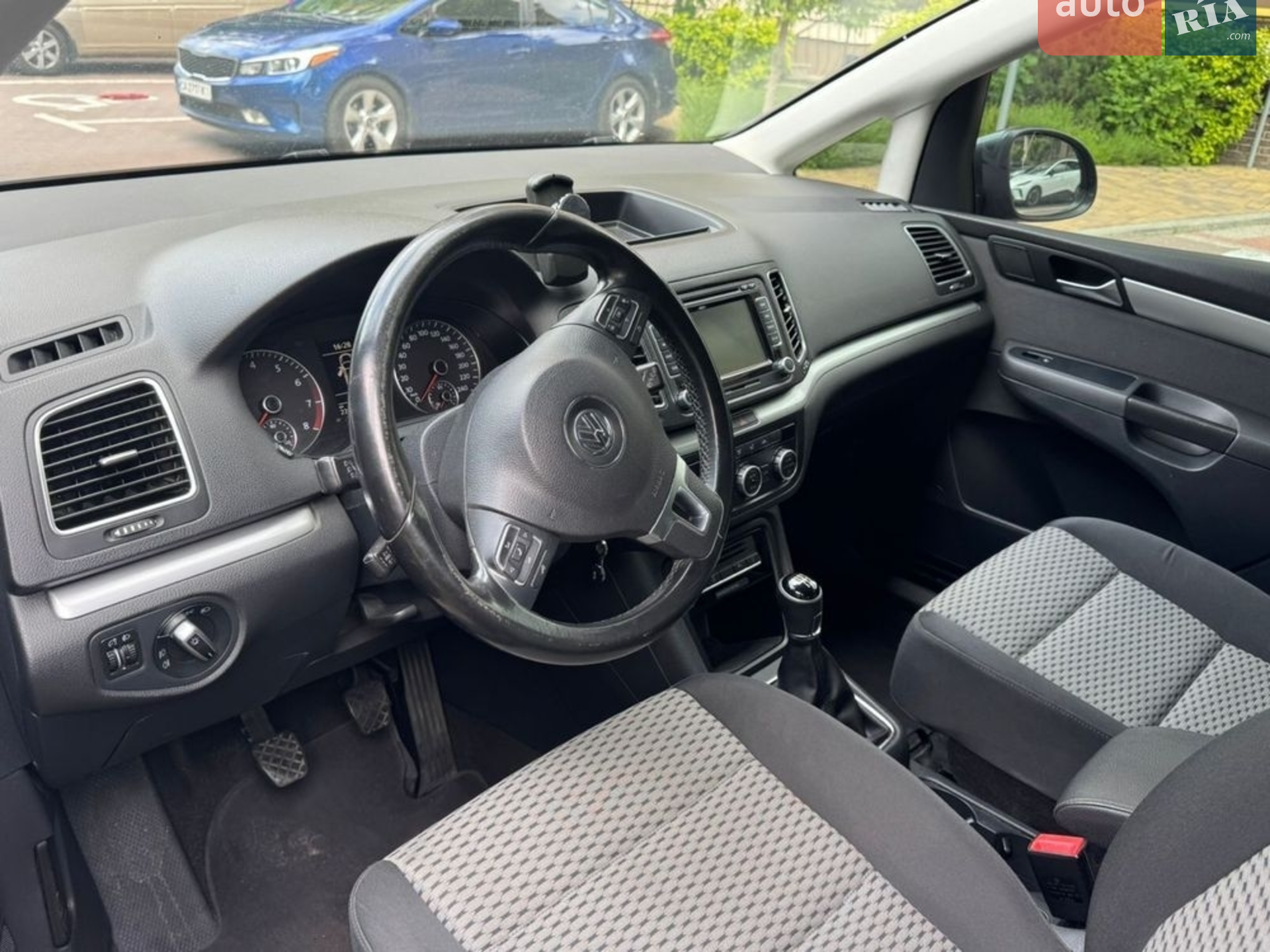 2012 Volkswagen Sharan - мініатюра 4