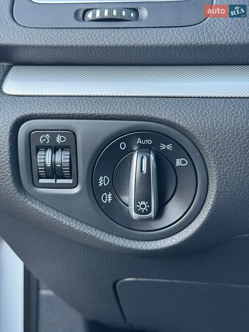 2014 Volkswagen Sharan - мініатюра 36
