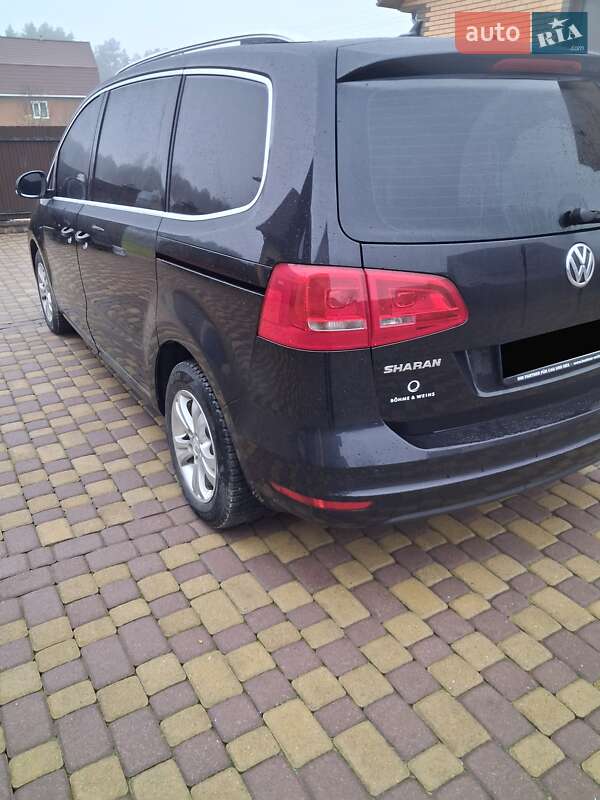 Минивэн Volkswagen Suran 2011 в Сарнах