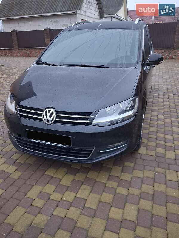 Минивэн Volkswagen Suran 2011 в Сарнах