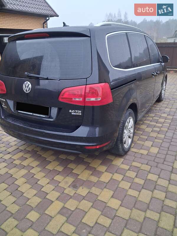 Минивэн Volkswagen Suran 2011 в Сарнах